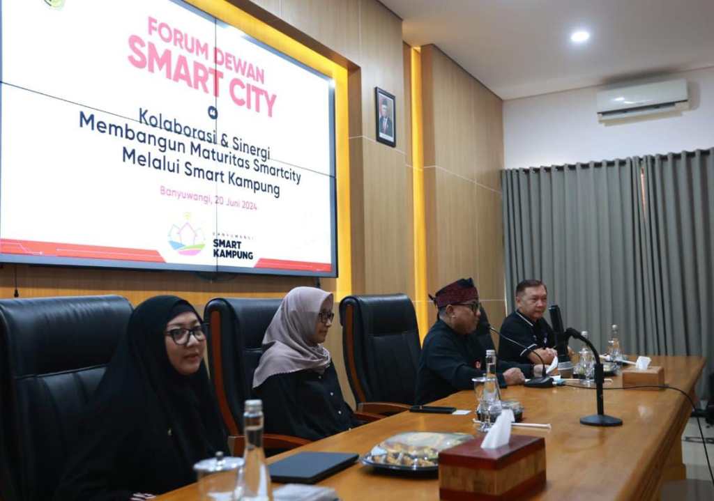 Forum Dewan Smart City, Banyuwangi Perkuat Platform “Smart Kampung” Untuk Maturitas Perkotaan